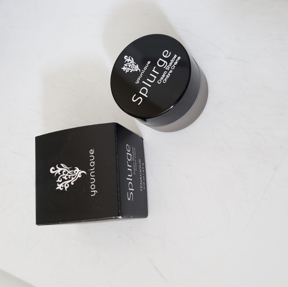 Splurge cream shadow